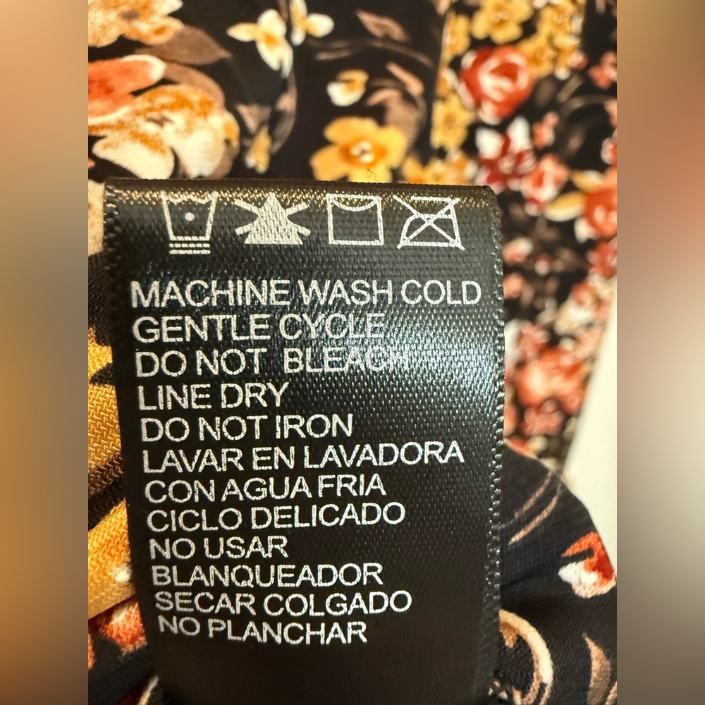 NWT Perceptions New York Floral Wrap Dress - Size S - Picture 10 of 11